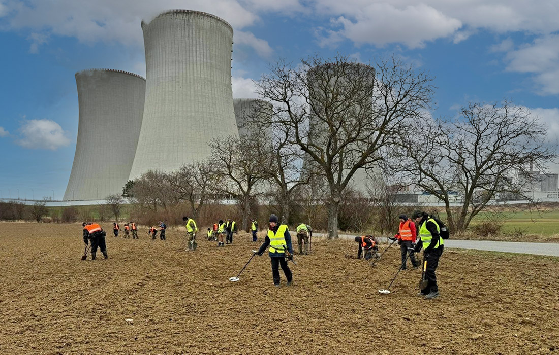Prospekce v místě budoucí stavby